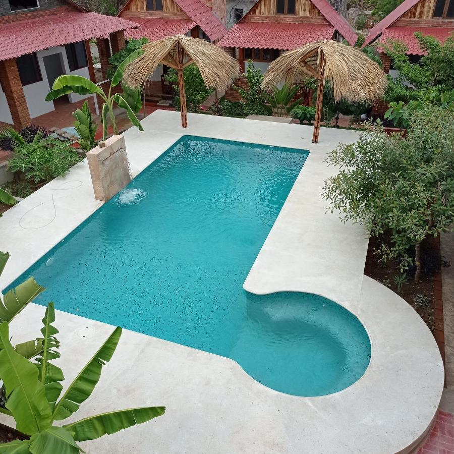 Bungalows Y Cabanas, Las Barracas De La Barra Malucano Exterior photo
